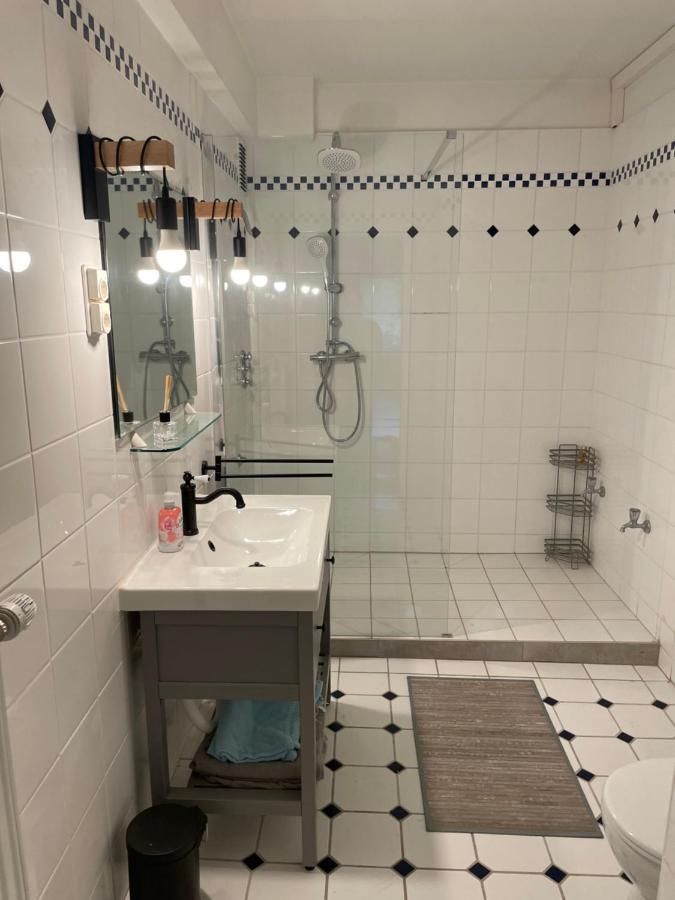 Gruene Oase Und Trotzdem Zentral Apartment ฮาเมลน์ ภายนอก รูปภาพ